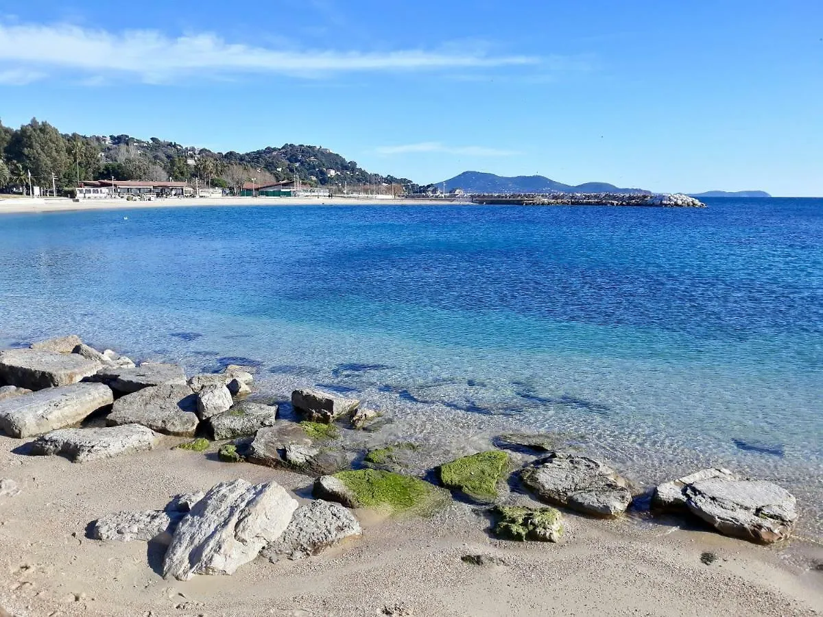 Studio Port D'Hyeres Vue Mer Et Iles De Porquerolles Et Port-Cros Франция