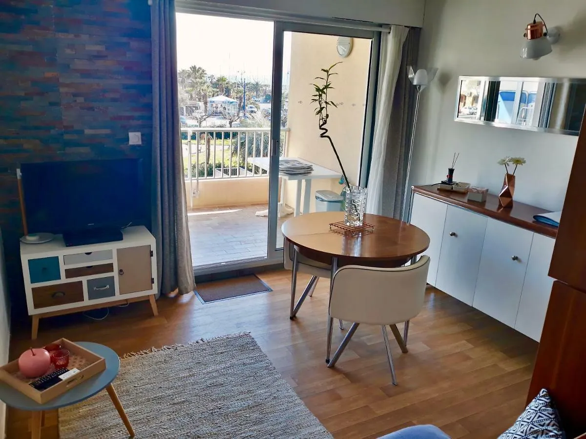 Studio Port D'Hyeres Vue Mer Et Iles De Porquerolles Et Port-Cros Апартаменты